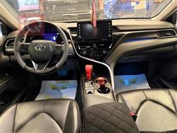 تۆیۆتا کامری